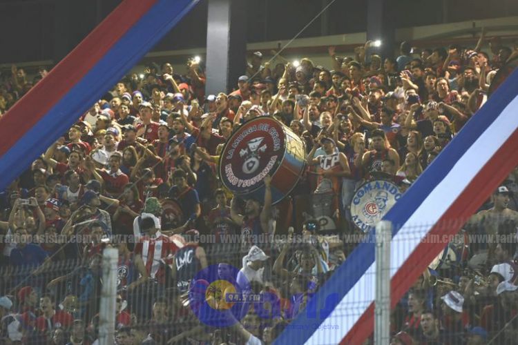 ¿Por qué Conmebol cambió el horario del partido de Cerro-River?