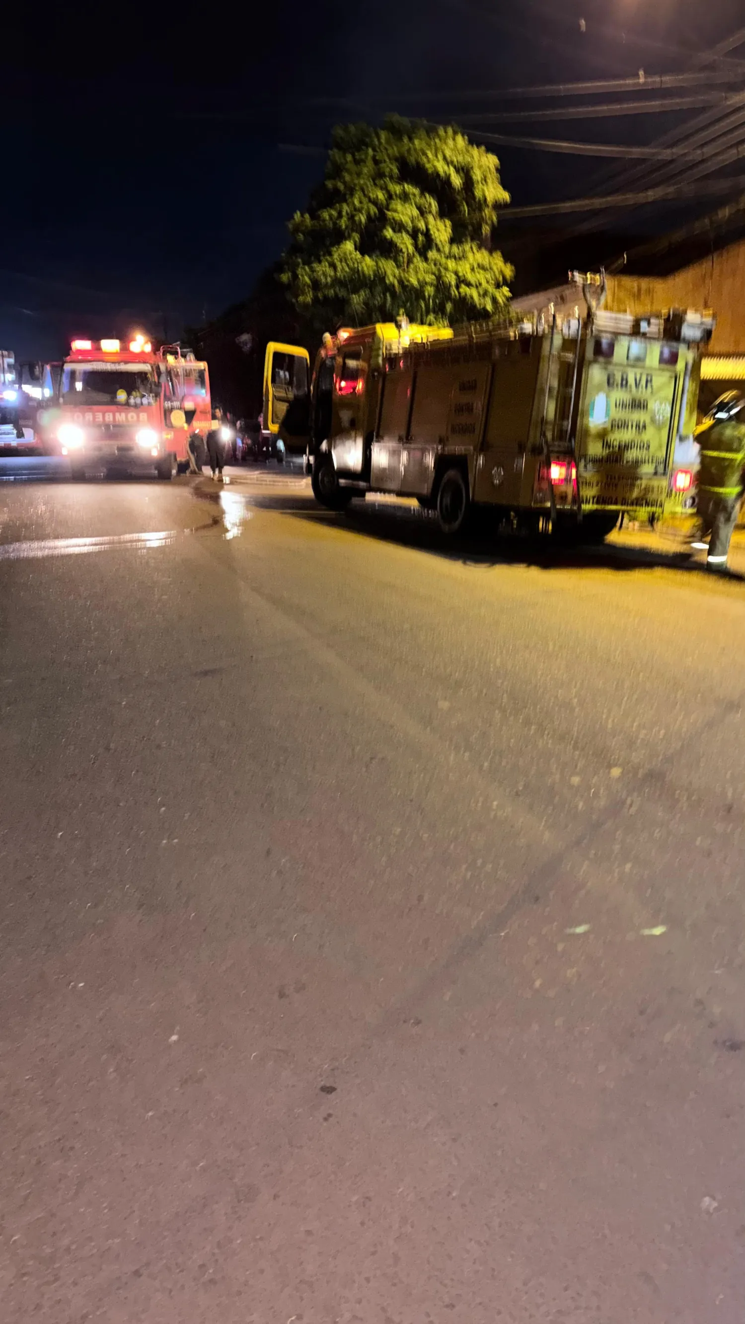 Incendio parcial afectó depósito utilizado como garaje en Pedro Juan