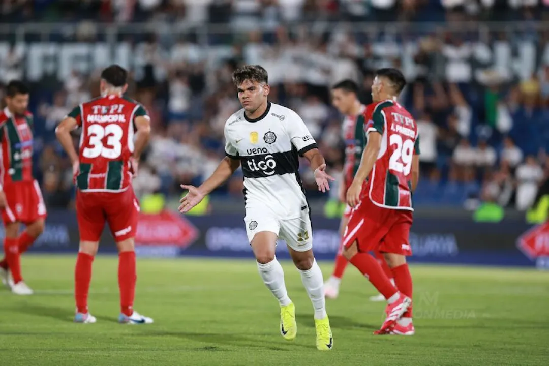 Ramón Díaz gana en su debut: Olimpia derrota 3-1 a Atlético Tembetary