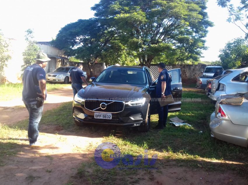 Automotores incauta lujoso vehículo en Capitán Bado