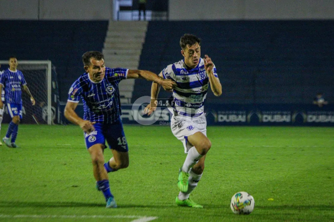 Sol enciende la terraza y vence al Gallo Norteño