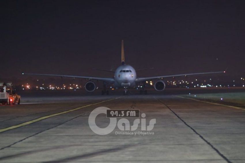 Un lote de 306.900 dosis de AstraZeneca donadas por España llega al país