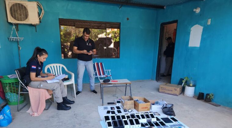 Detienen a colombiano y hallan celulares por valor de G. 156 millones