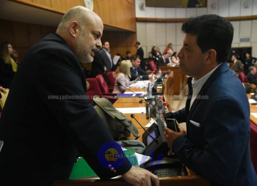 Alboroto en Senado: ¿solo G. 10 millones de sueldo?