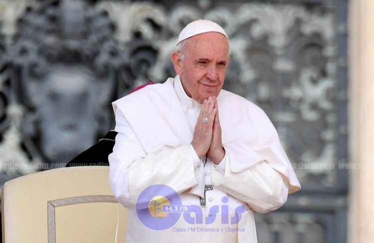 Papa pide una Iglesia sin fronteras, solidaria y atenta a los problemas