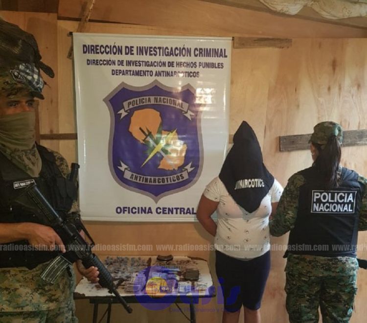 Dos detenidas tras allanamiento de antinarcóticos en Pelopincho