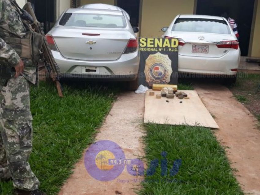 Tras allanamiento, hallan vehículos robados, e incautan marihuana