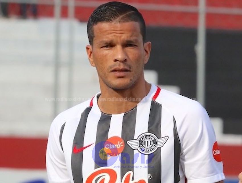 Ex esposa del jugador Salustiano Candia denuncia persecución y amenaza de muerte