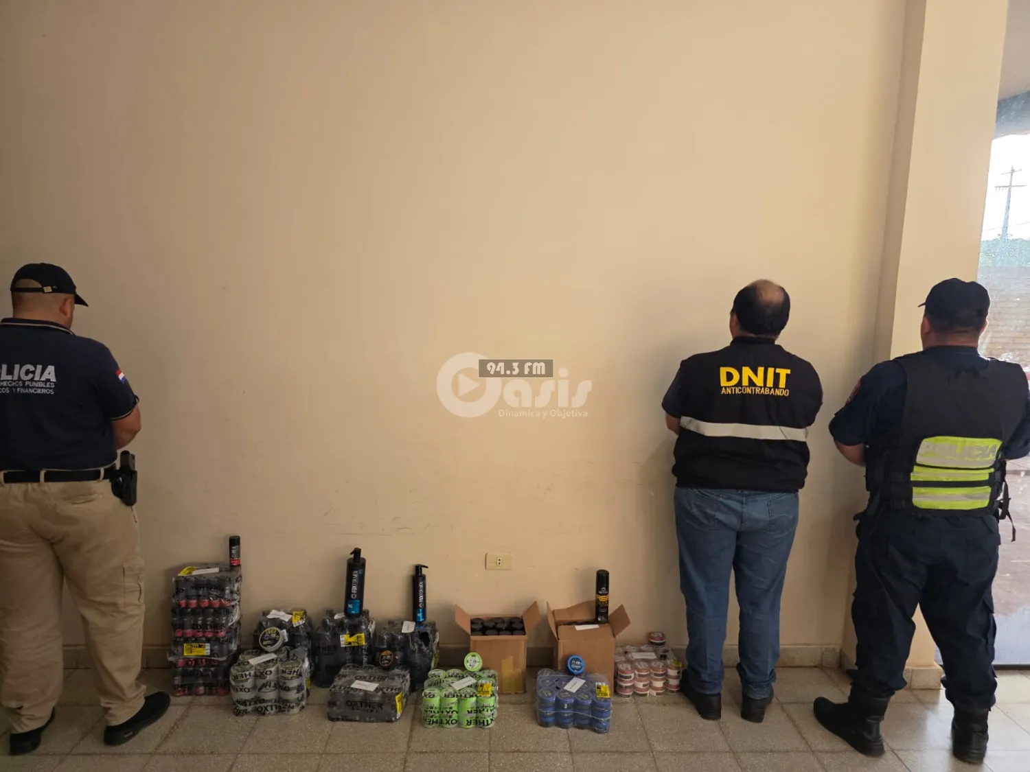 DNIT incauta productos de barbería sin documentación en Cruce Bella Vista