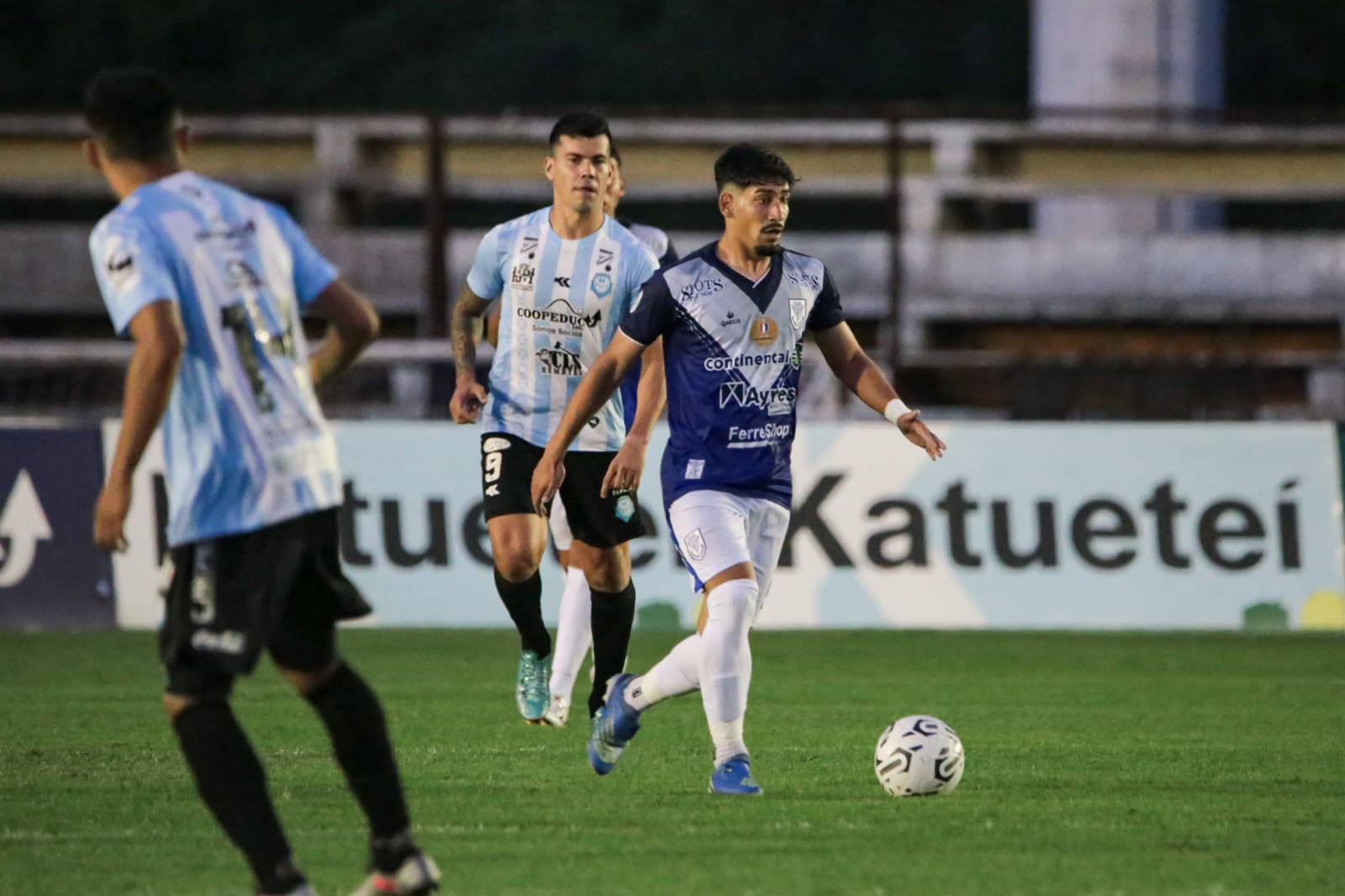 Guaireña vs. Sportivo Ameliano: emotivo 2-2 en Villarrica