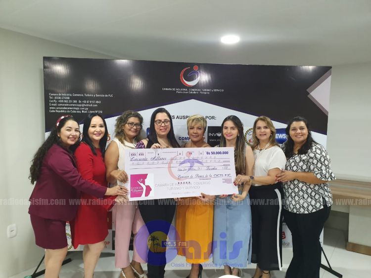 Comisión de damas entrega 50 millones a la CICTS y también entrega importante equipo al Hospital Regional de Pedro Juan