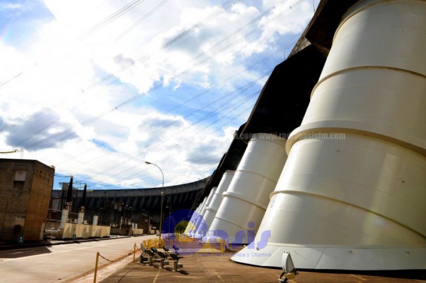 Itaipú proveyó al país un 13% más de energía que el año pasado