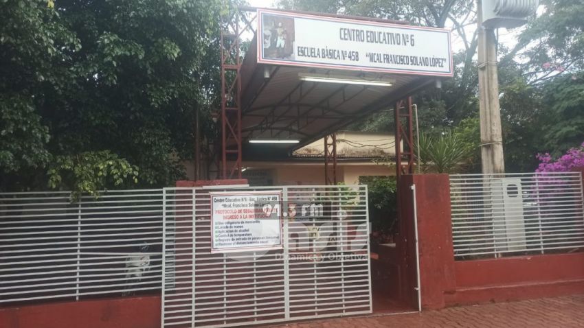 Alumnos de escuela de Pedro Juan encuentran porción de marihuana en el baño.