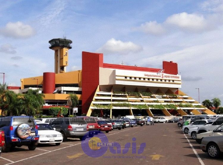Gobierno decide cerrar los aeropuertos para vuelos comerciales