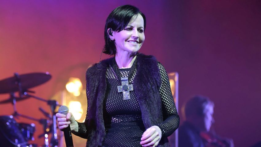 Policía británica no considera "sospechosa" la muerte de Dolores O`Riordan