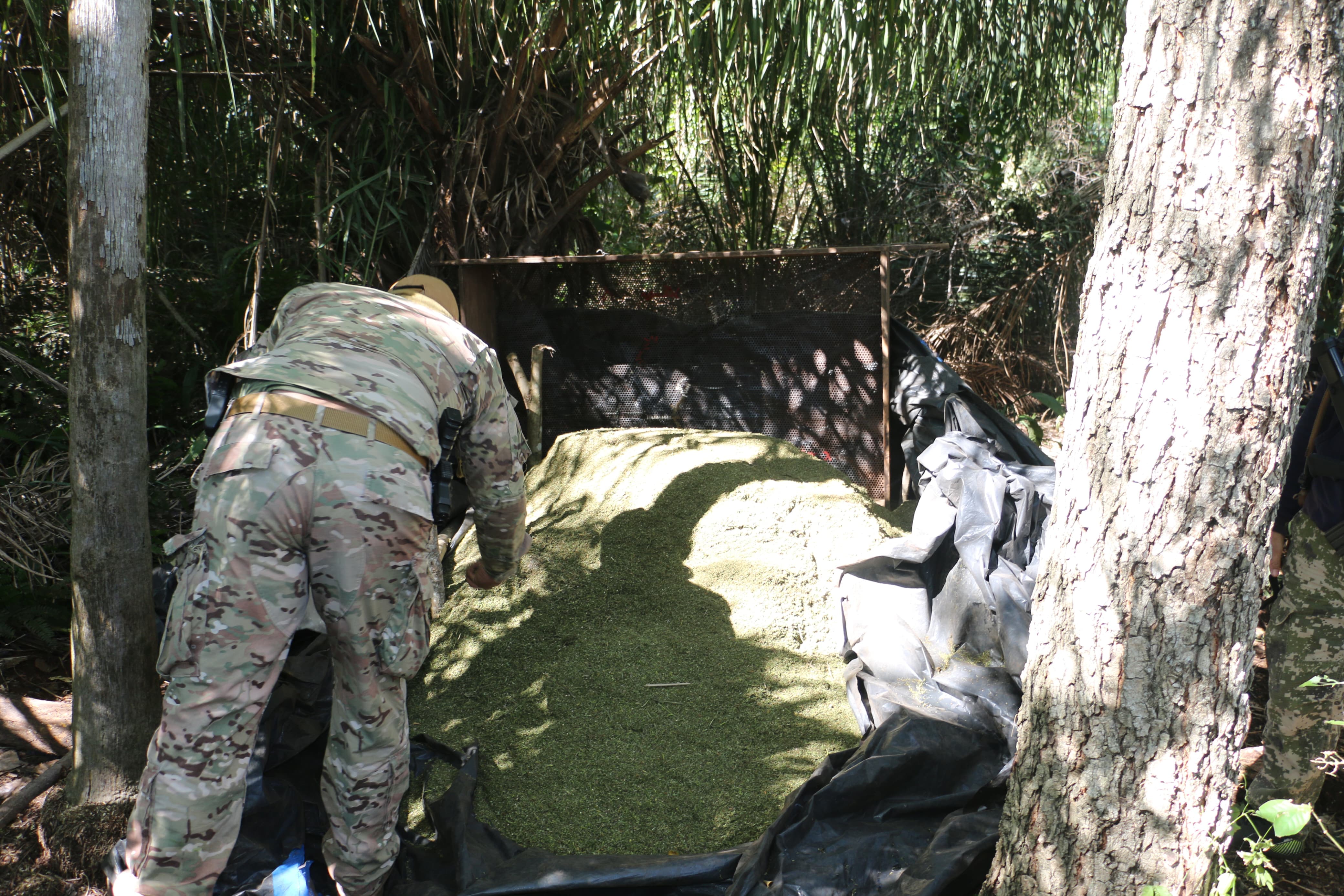 Agentes de la Senad y Federales brasileros en operación conjunta contra el narcotráfico en Amambay