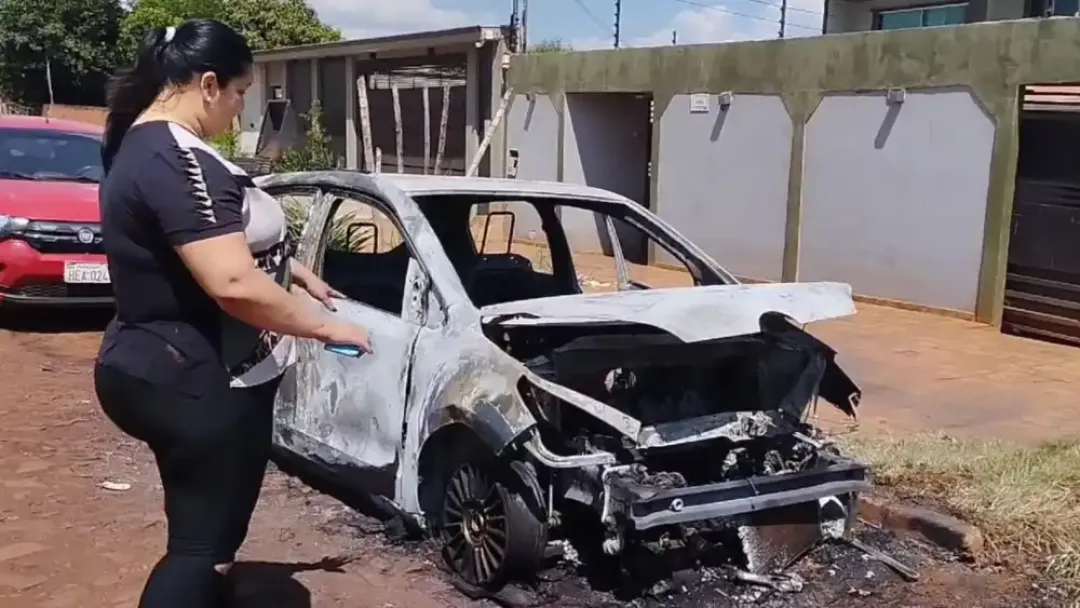<<Quemaron intencionalmente mi vehículo>> dijo mujer mujer tras denuncia policial