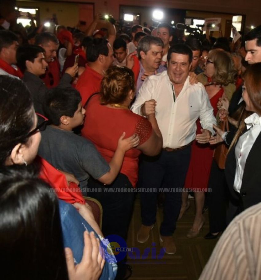 Cartes afirma que Mario Abdo prefirió pactar con los enemigos de la ANR