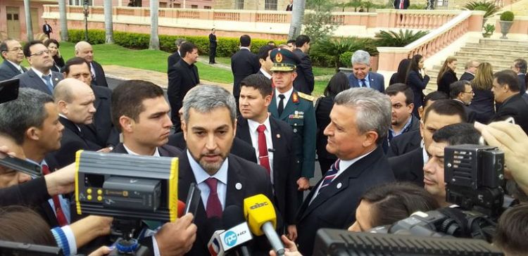 Mario Abdo Benítez vetó ley de autoblindaje