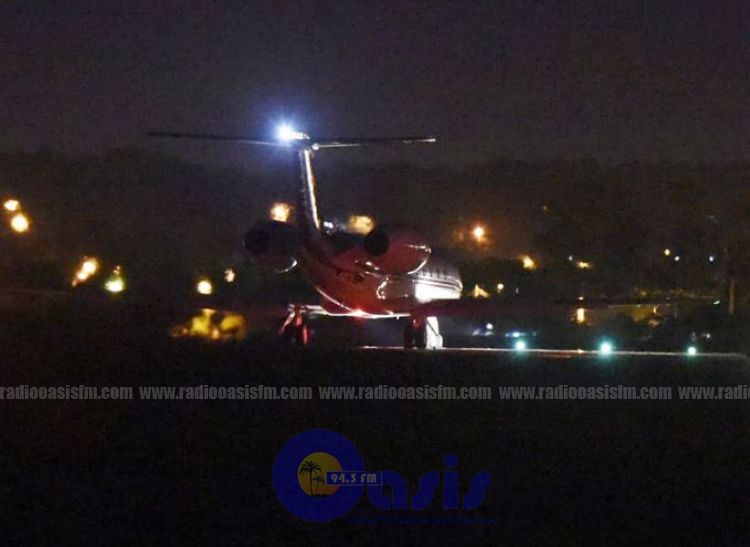 Avión que transporta a Evo deja Paraguay y parte hacia México