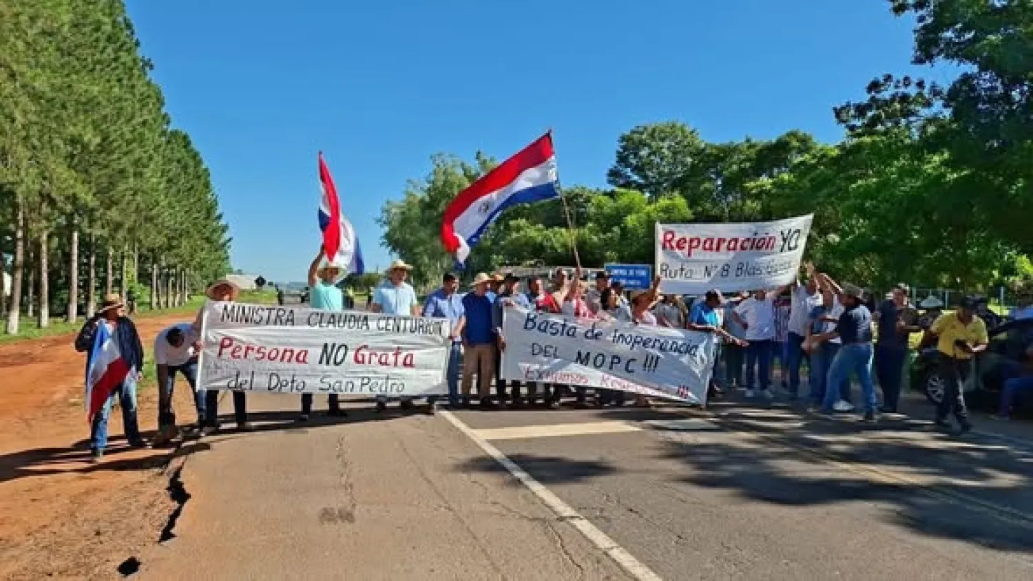 San Pedro: fuertes críticas y acusaciones a las autoridades del gobierno durante manifestación