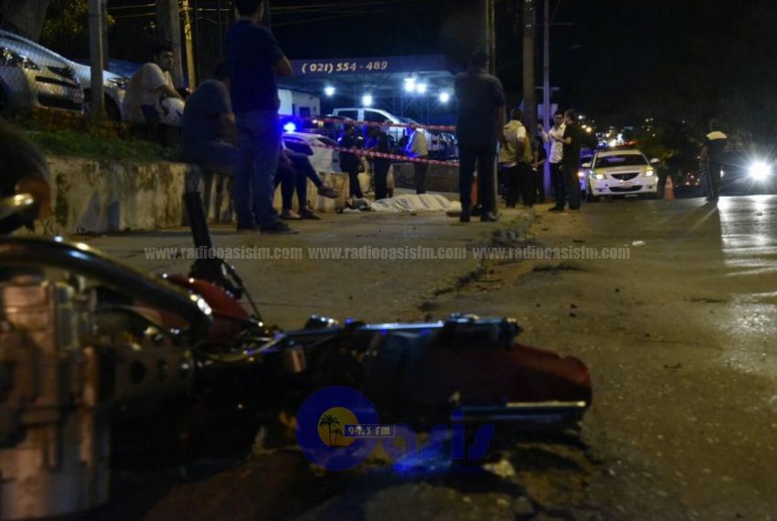 Motociclista fallece tras adelantamiento indebido