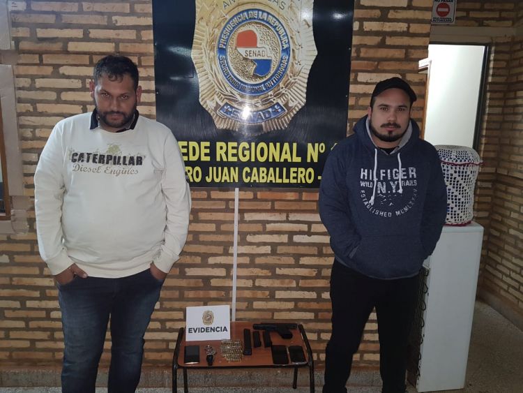 Senad detiene en Pedro Juan a dos jóvenes con arma y vehículo de dudosa procedencia