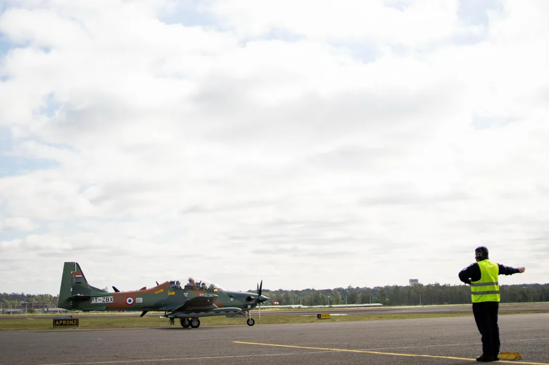 Llegaron al país los primeros Super Tucanos para la Fuerza Aérea Paraguaya
