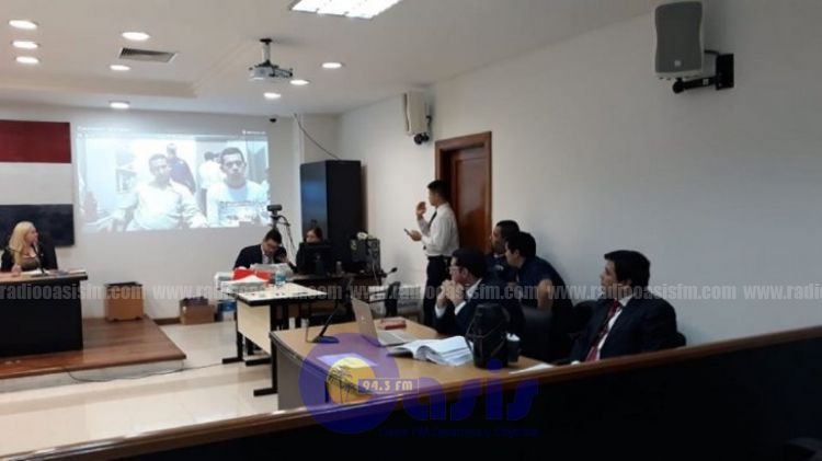 Condenan a dos supuestos miembros del EPP