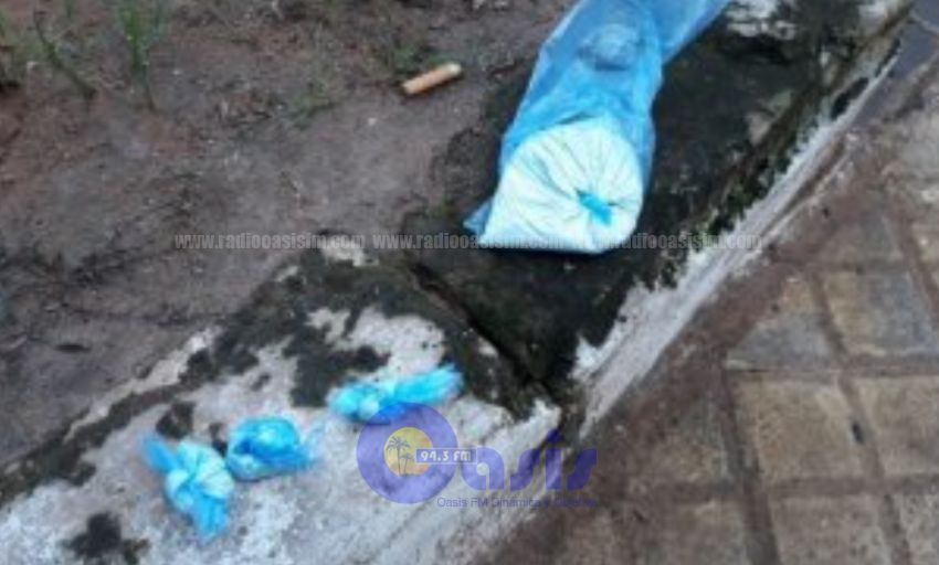 Quisieron vender harina como cocaína y fueron aprehendidos
