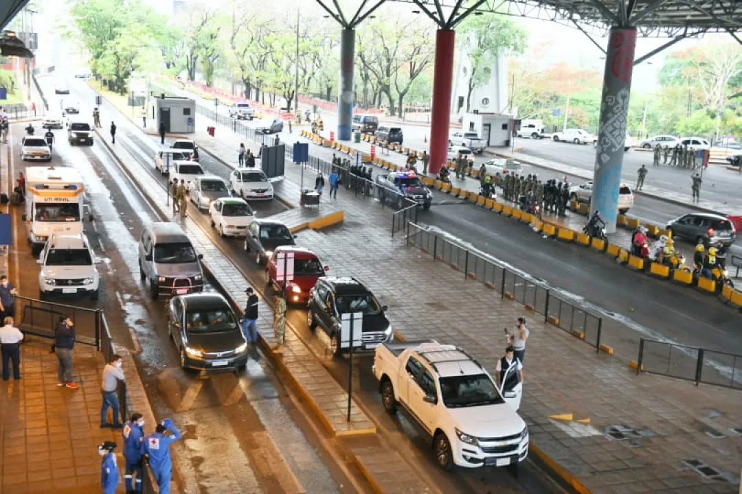 Según balance de aduana brasileña revela alto tráfico por el Puente de la Amistad