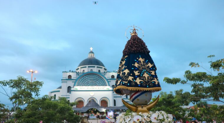 8 de Diciembre: Iglesia pide orar por la familia, una mejor educación y contra la violencia hacia la mujer