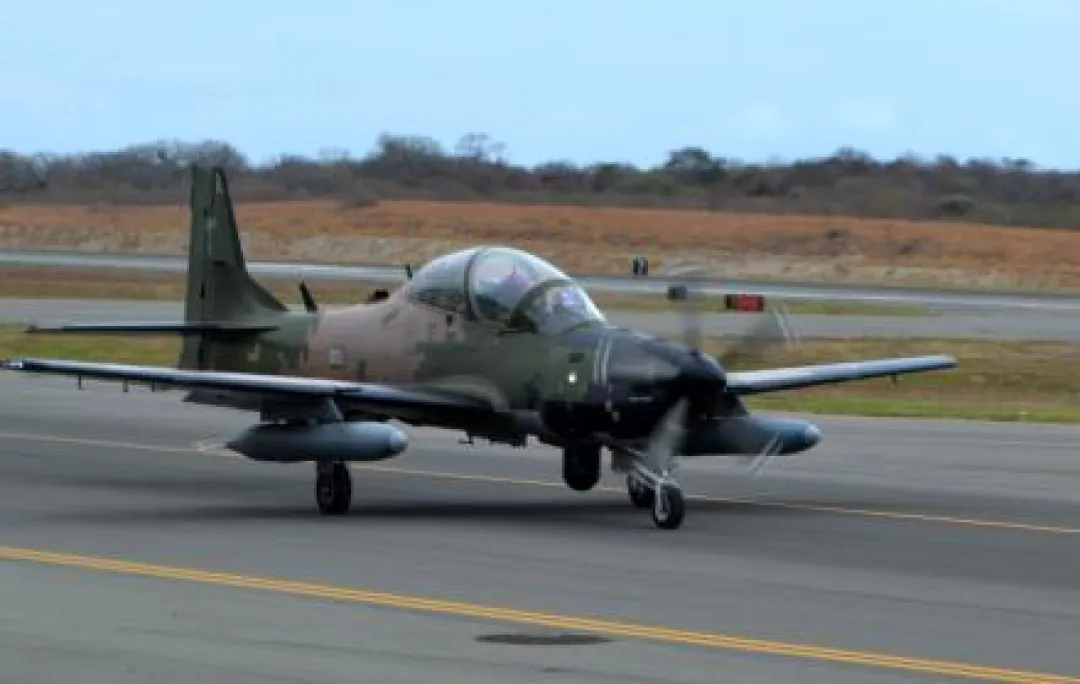 Aprueban préstamo para compra de aviones Super Tucano