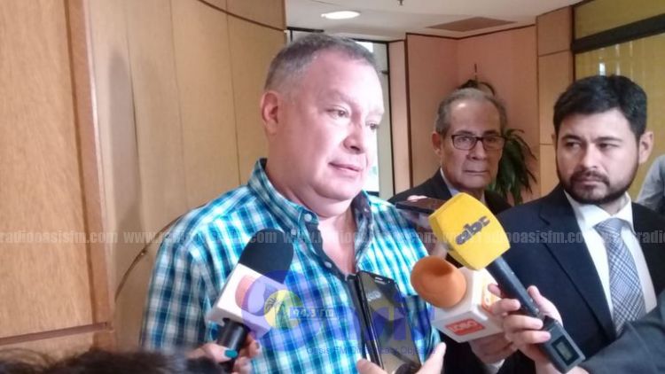 Llanista también rechaza nuevo proyecto de control de dinero sucio