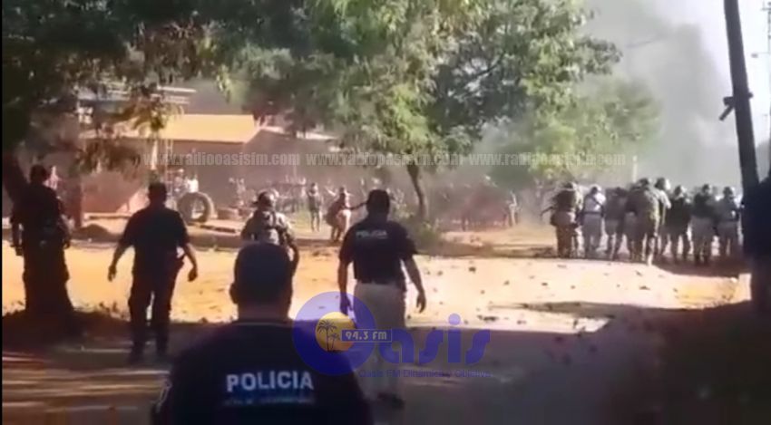 Batalla campal entre Sintechos  y Policias en Ciudad del Este