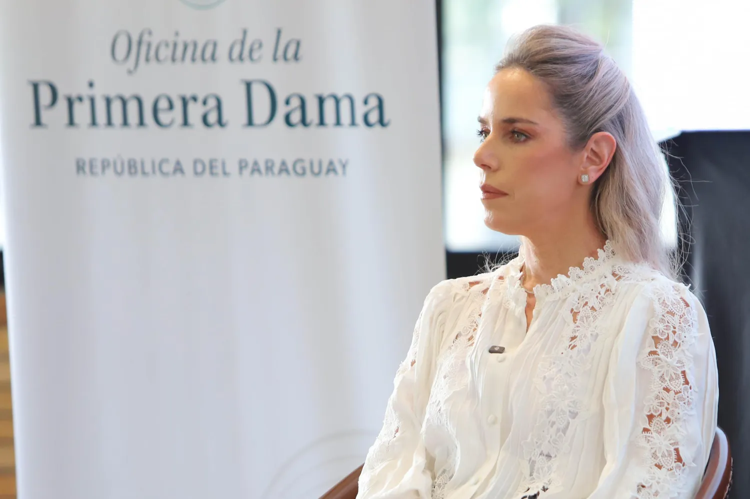 Primera Dama responde a ABC: “Mi compromiso sigue firme e inquebrantable”