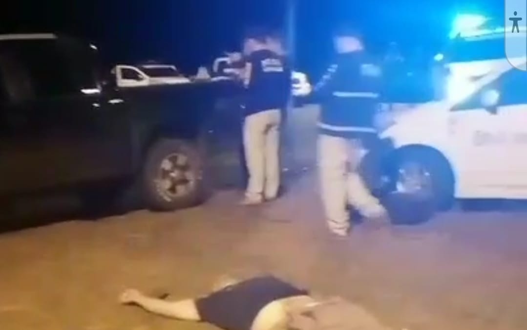 Un fallecido y un hombre gravemente herido dejó como saldo una discusión en la Colonia Santa Clara