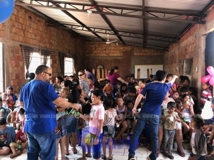 Agasajaron a niños del vertedero municipal de Pedro Juan