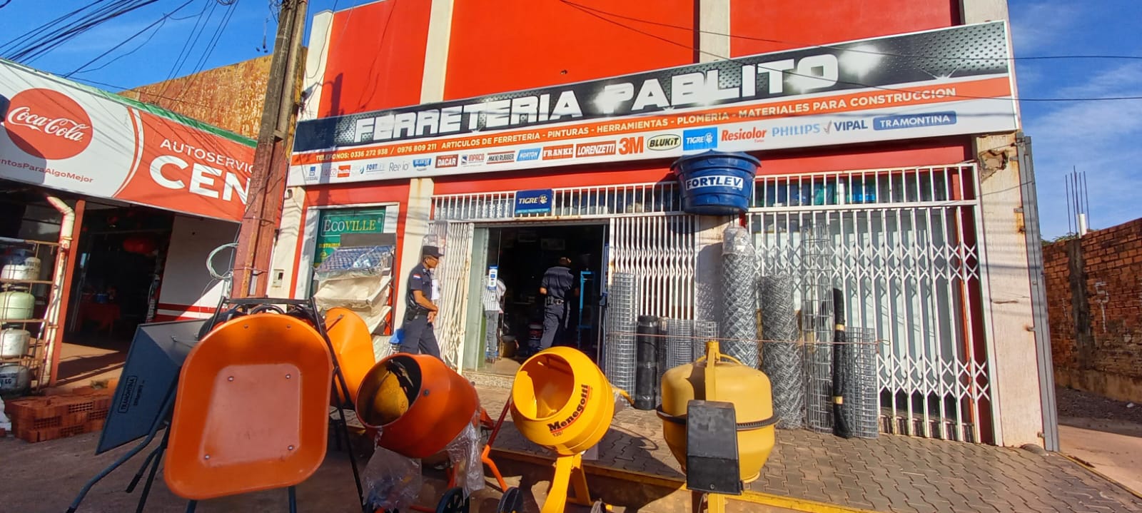 Solitario malviviente ingresa a una ferretería del barrio Bernardino Caballero