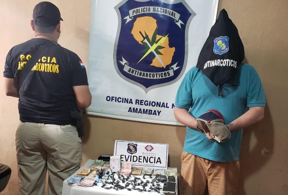 Antinarcóticos detiene a microtraficante conocido