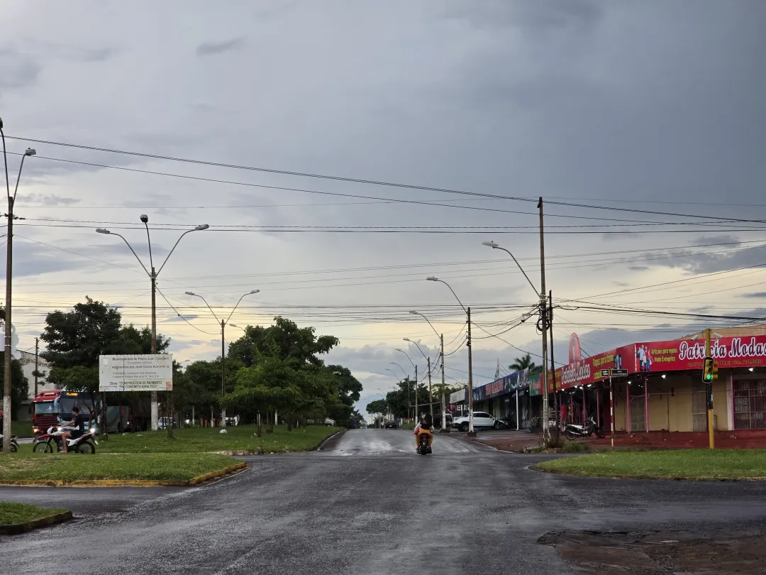 Anuncian lluvias y tormentas para 14 departamentos
