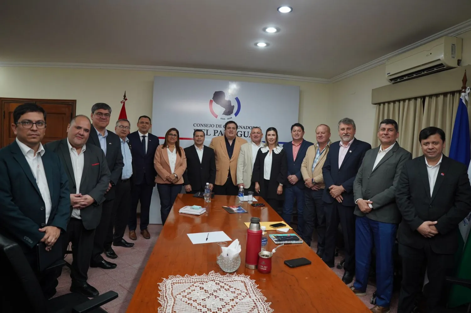ANDE presenta Plan Maestro de Obras 2024-2043 al Consejo de Gobernadores