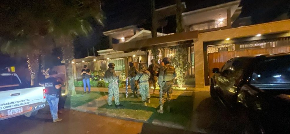 Allanan vivienda de cambista en prosecución a las investigaciones del homicidio del hijo de "Gringo González"