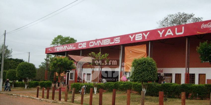 Desconocidos quemaron a dos indigentes en la terminal de Yby Yaú.