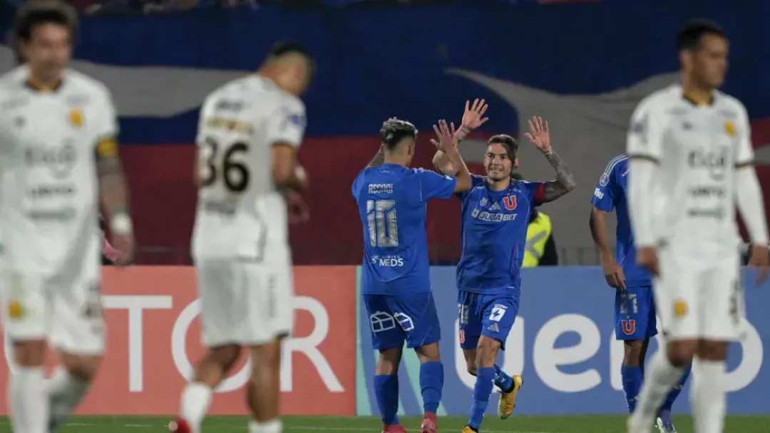 Guaraní sufre dura derrota ante Universidad de Chile y complica su clasificación en la Copa Sudamericana