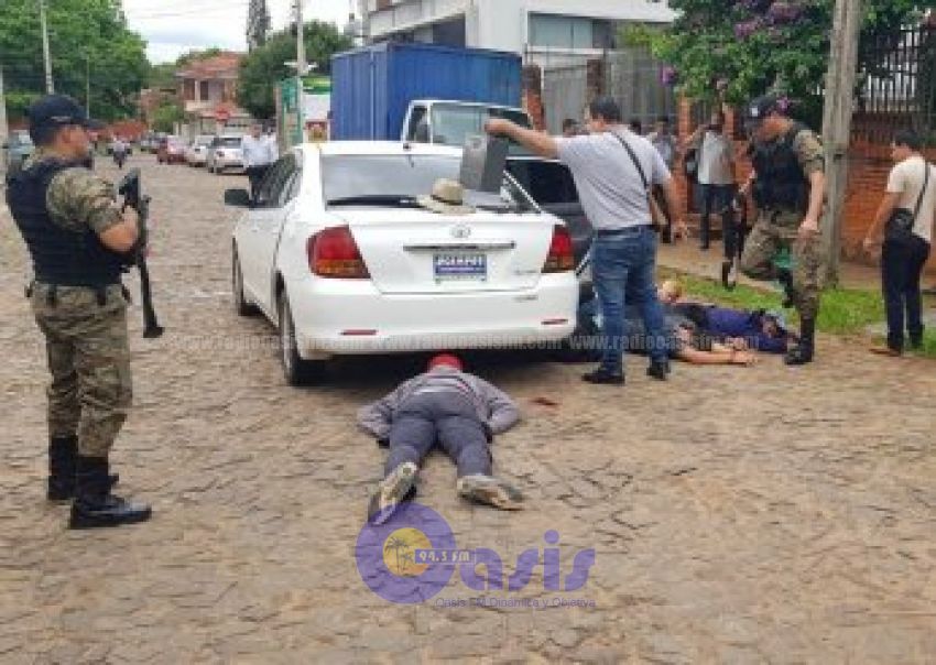 Subcomisario fallece en tiroteo con asaltantes de banco