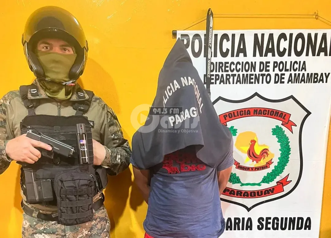 Hombre de 29 fue detenido tras constatarse que contaba con orden de captura