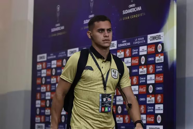 Año nuevo, refuerzo nuevo: El Gallo oficializó a Elias Alfonso como nuevo jugador del club