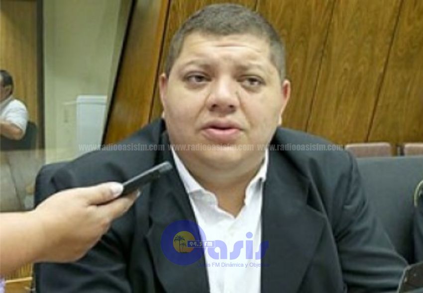 Diputado por Amambay  dijo que tendrían los votos para destituir a Sandra McLeod