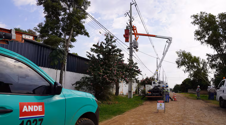 ANDE asegura que podrá enfrentar demanda de energía en verano en nuestro país